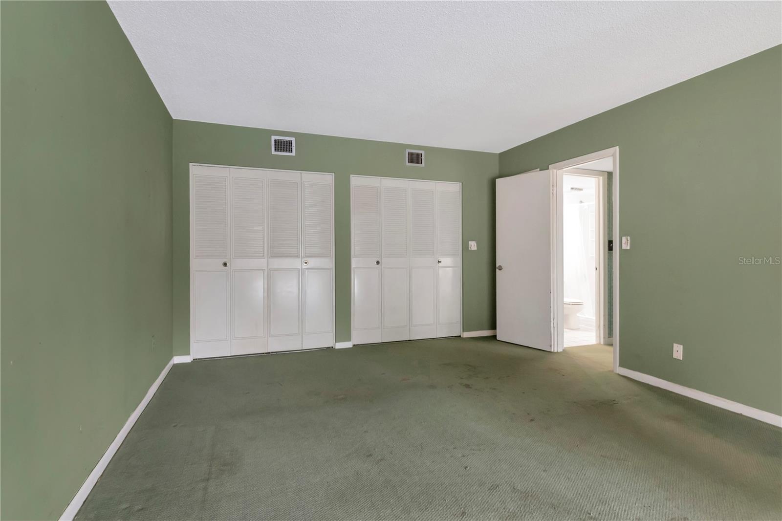 Image 23 of 47 For 522 Hilldale Road