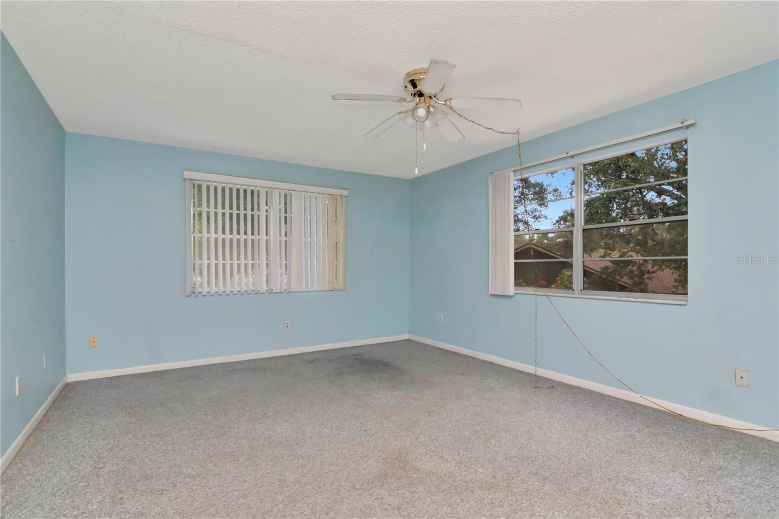 Image 30 of 47 For 522 Hilldale Road