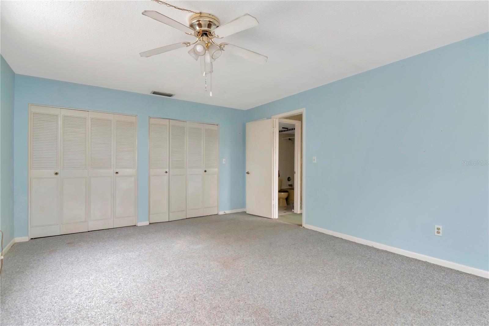 Image 31 of 47 For 522 Hilldale Road