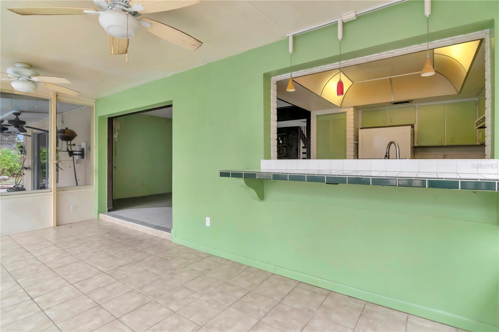 Image 32 of 47 For 522 Hilldale Road