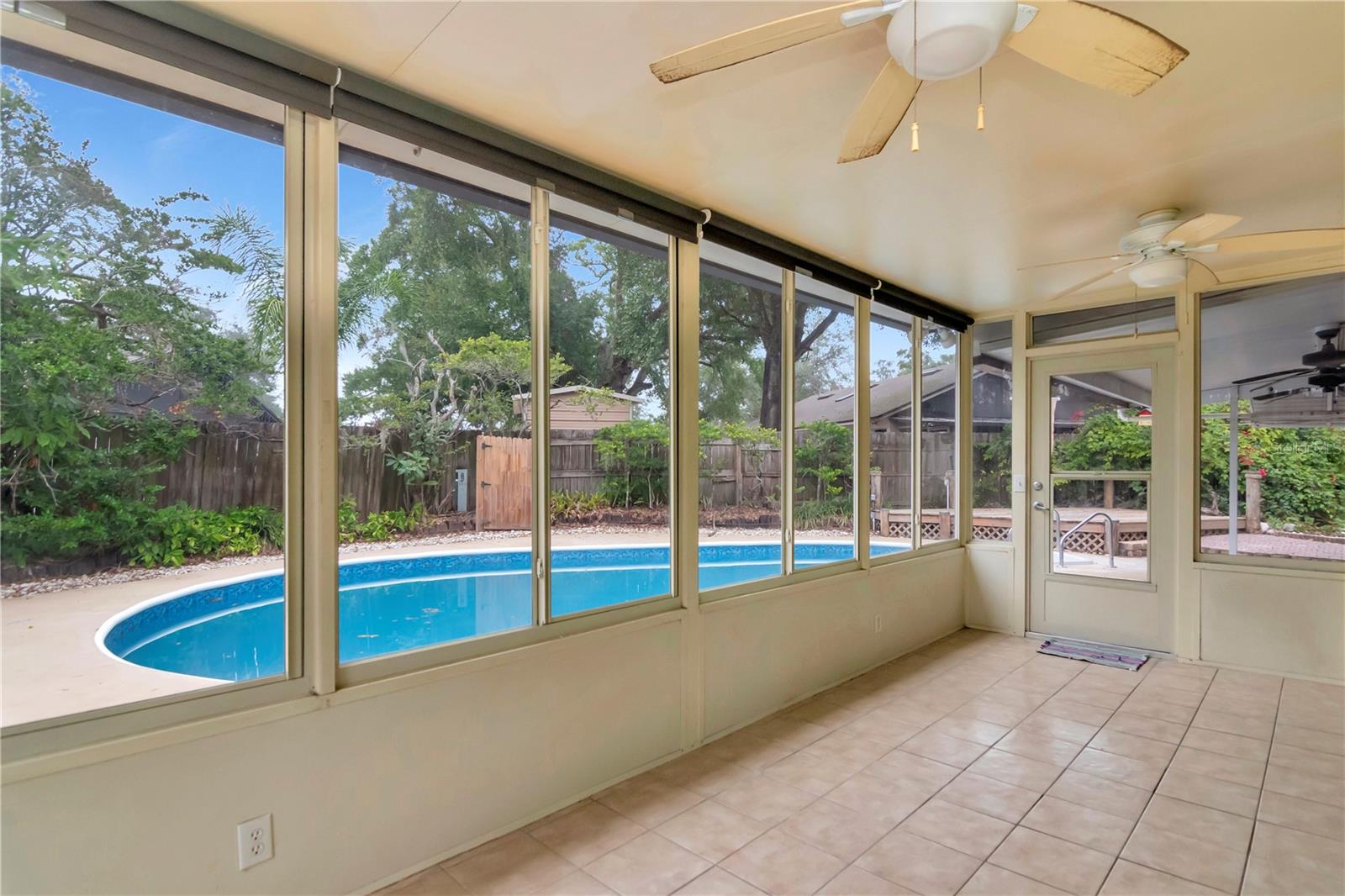 Image 33 of 47 For 522 Hilldale Road