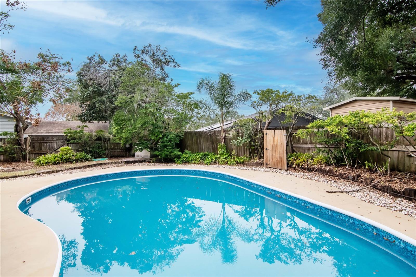 Image 37 of 47 For 522 Hilldale Road