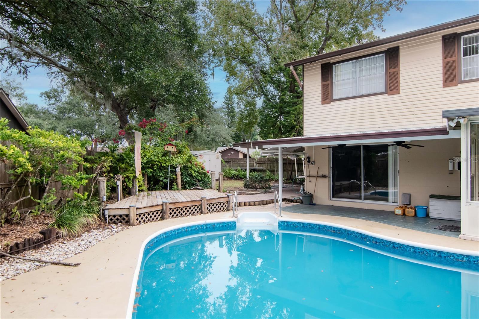 Image 5 of 47 For 522 Hilldale Road