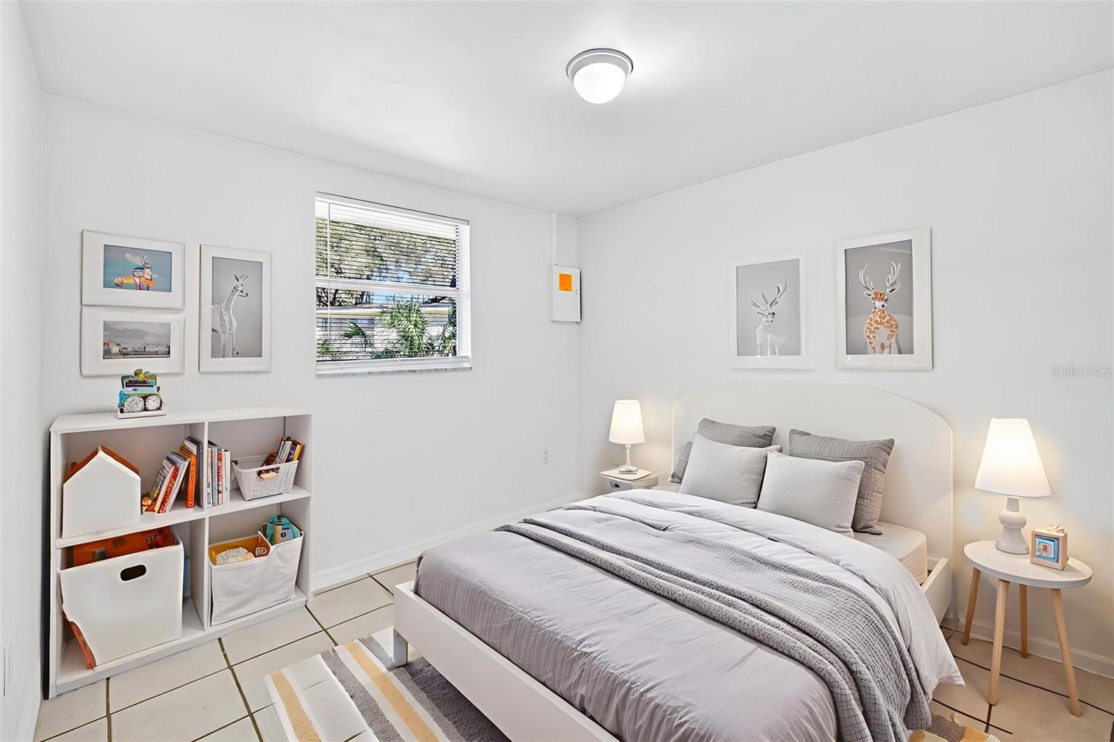 Image 19 of 33 For 4925 Ladyfish Court