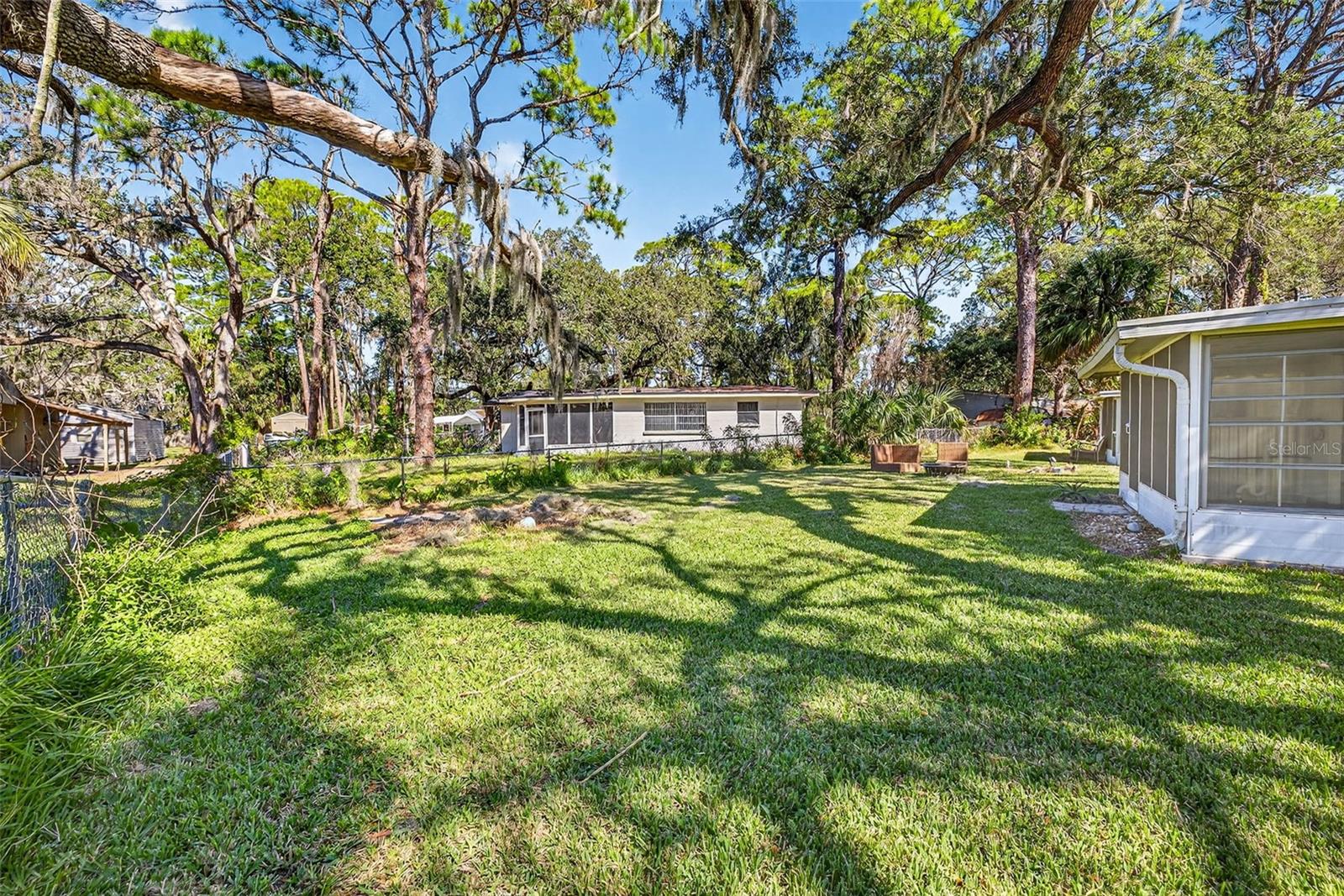 Image 32 of 33 For 4925 Ladyfish Court