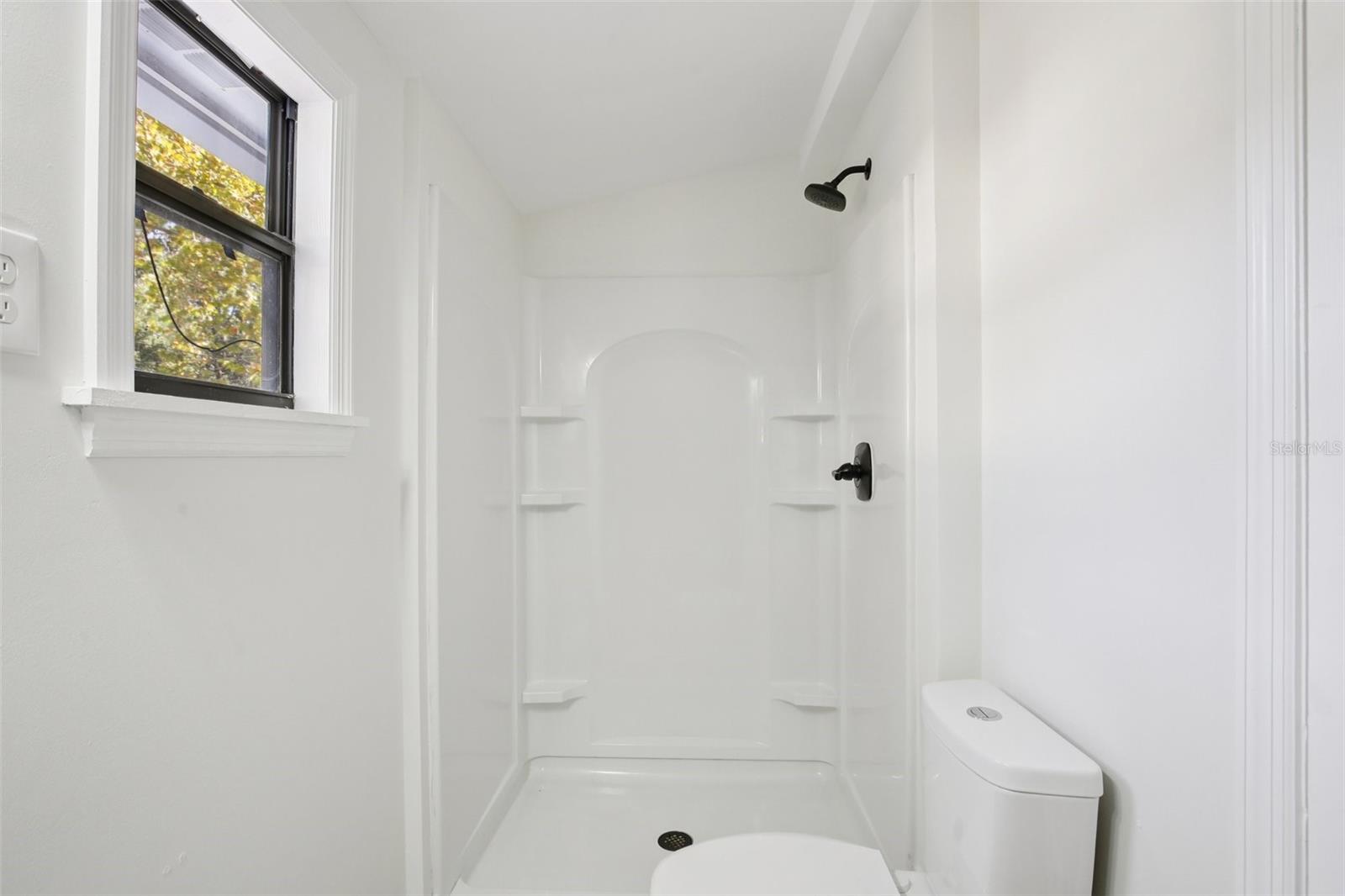 Listing photo id 20 for 5808 17th Street