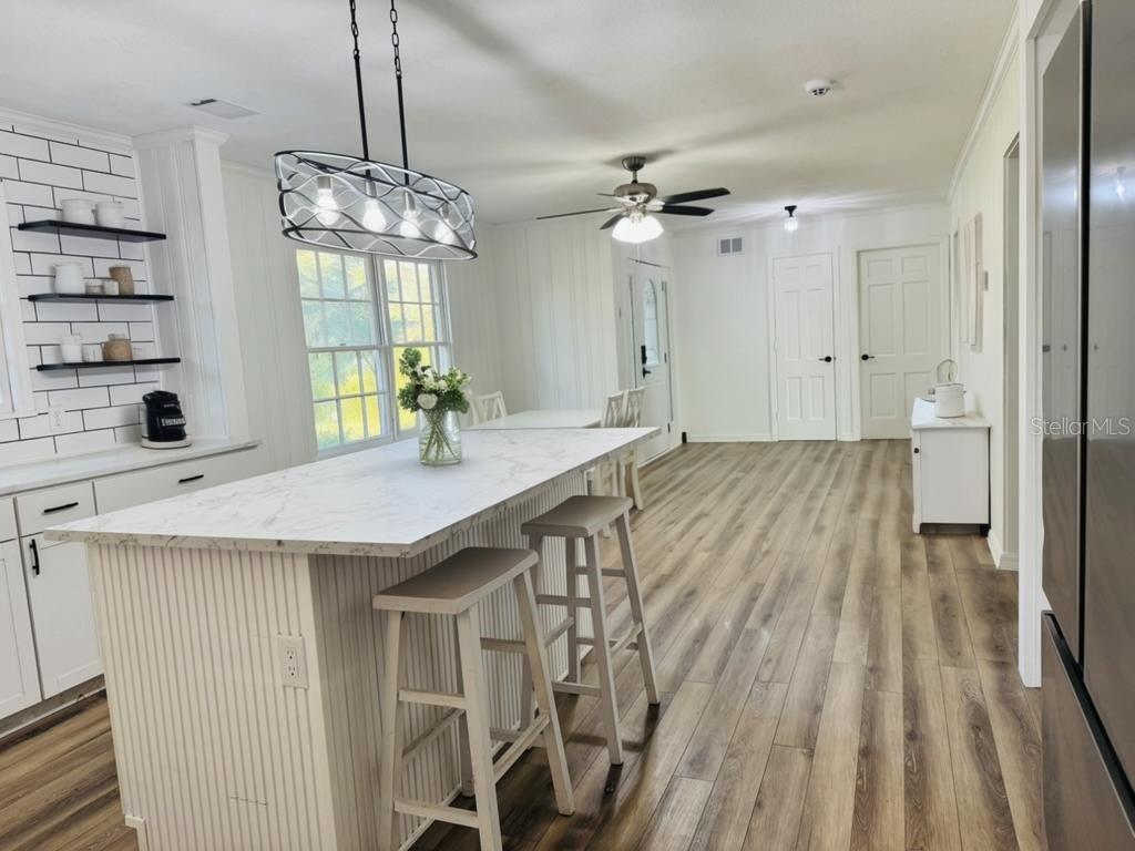 Image 8 of 17 For 108 Lake Sears Drive