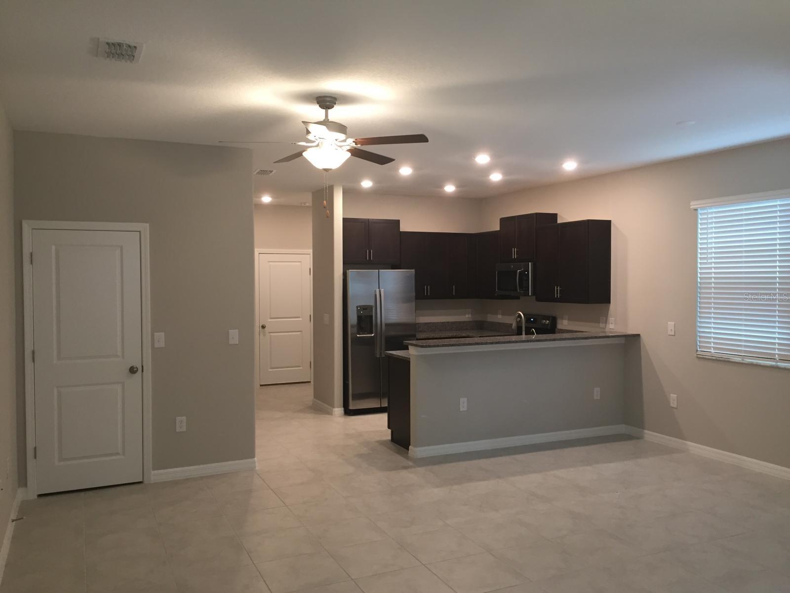 Image 10 of 32 For 9618 Pembrooke Pines Drive