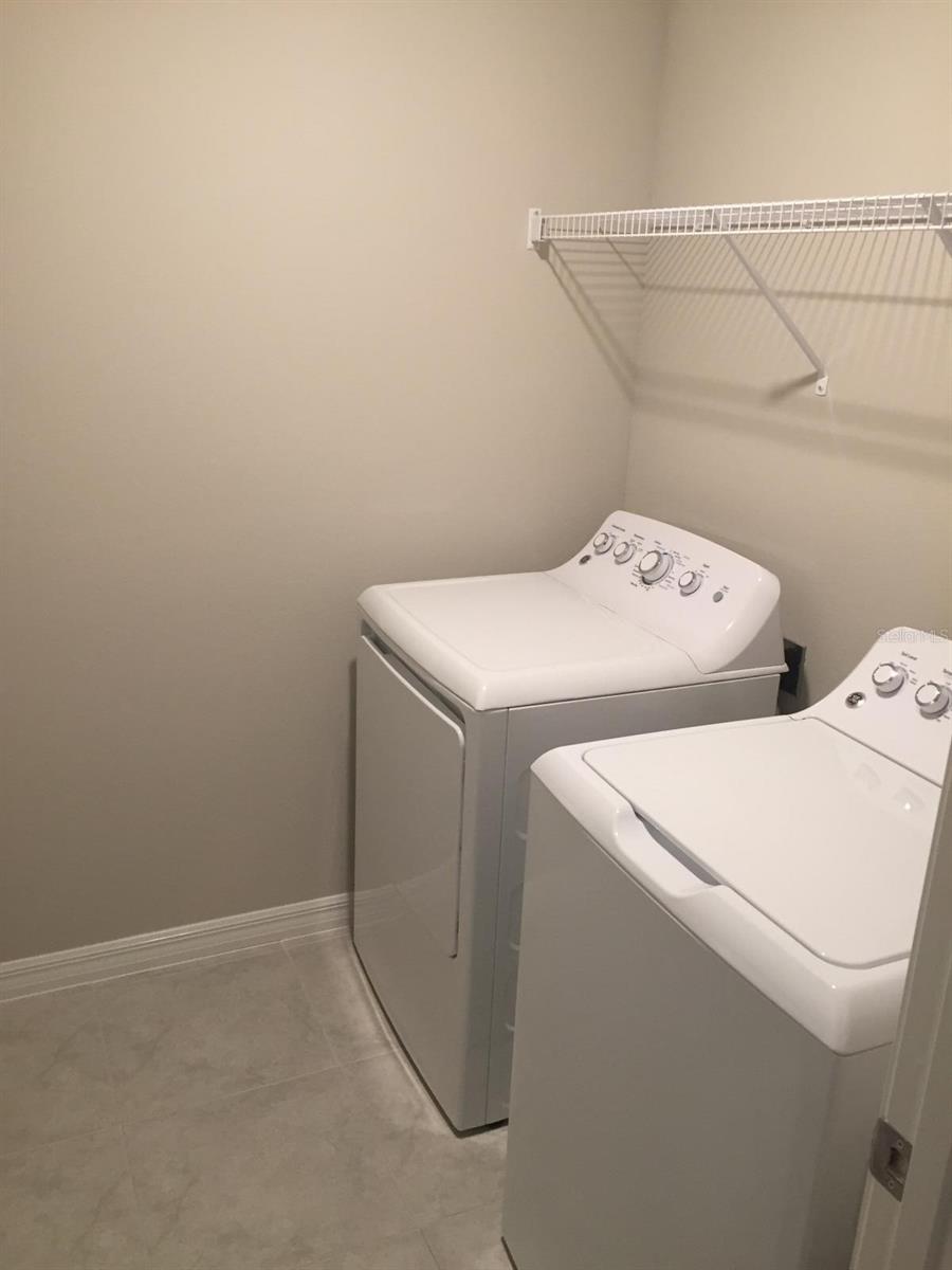 Image 25 of 32 For 9618 Pembrooke Pines Drive