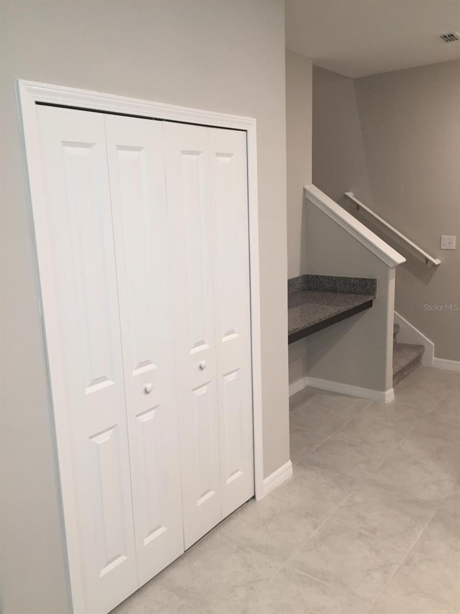 Image 7 of 32 For 9618 Pembrooke Pines Drive