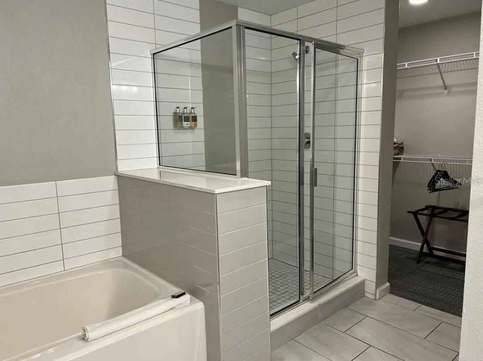 Image 18 of 38 For 14501 Grove Resort Avenue 1535