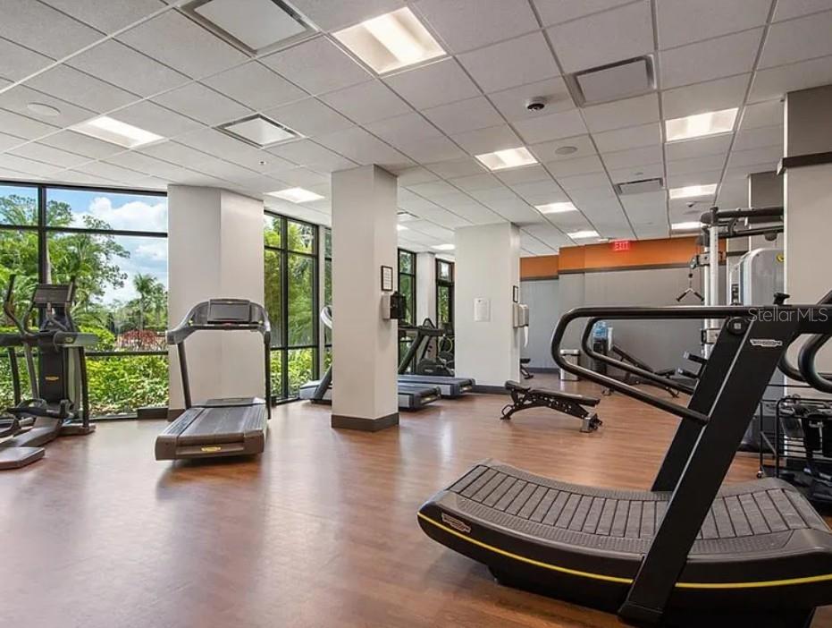 Image 30 of 38 For 14501 Grove Resort Avenue 1535