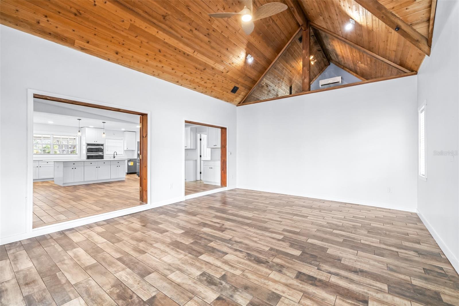 Image 15 of 44 For 3625 Omar Avenue