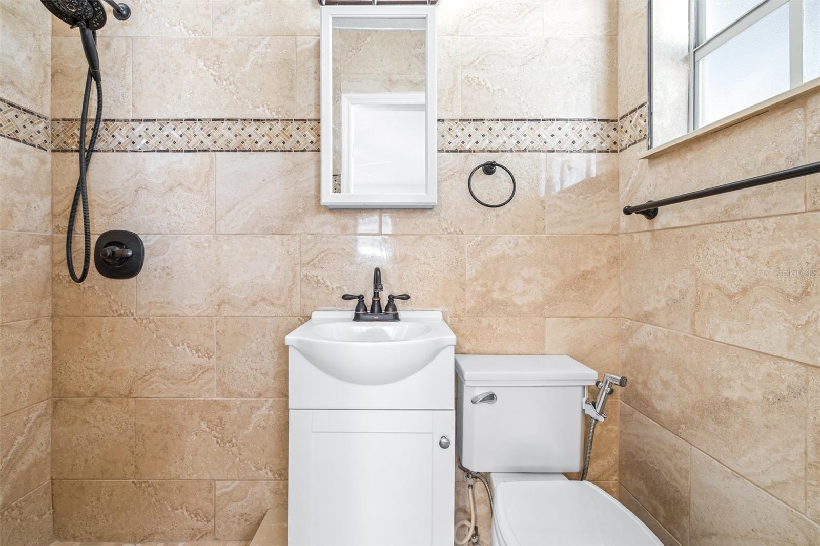 Image 25 of 44 For 3625 Omar Avenue