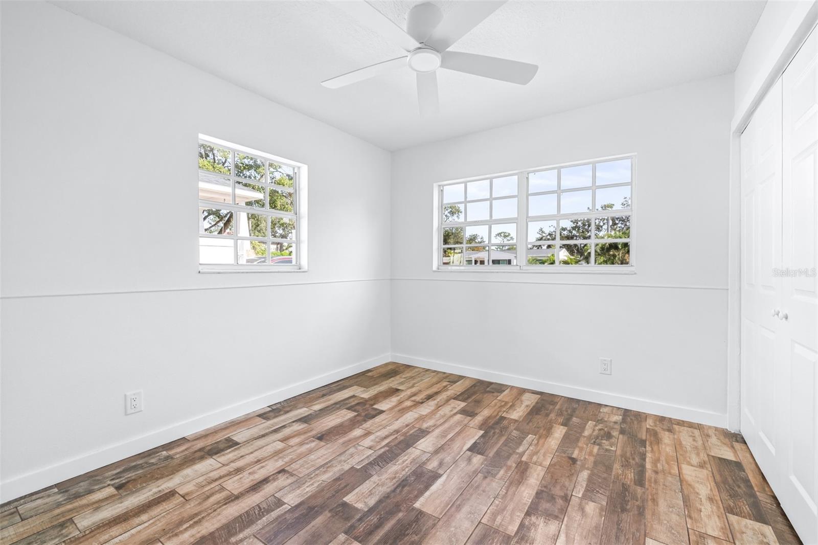 Image 26 of 44 For 3625 Omar Avenue