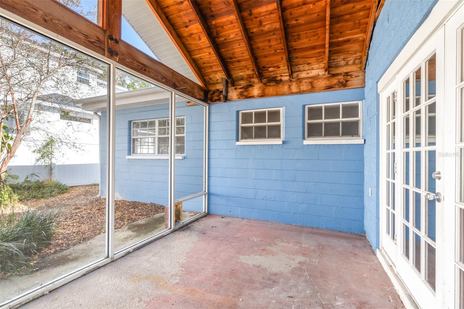 Image 32 of 44 For 3625 Omar Avenue