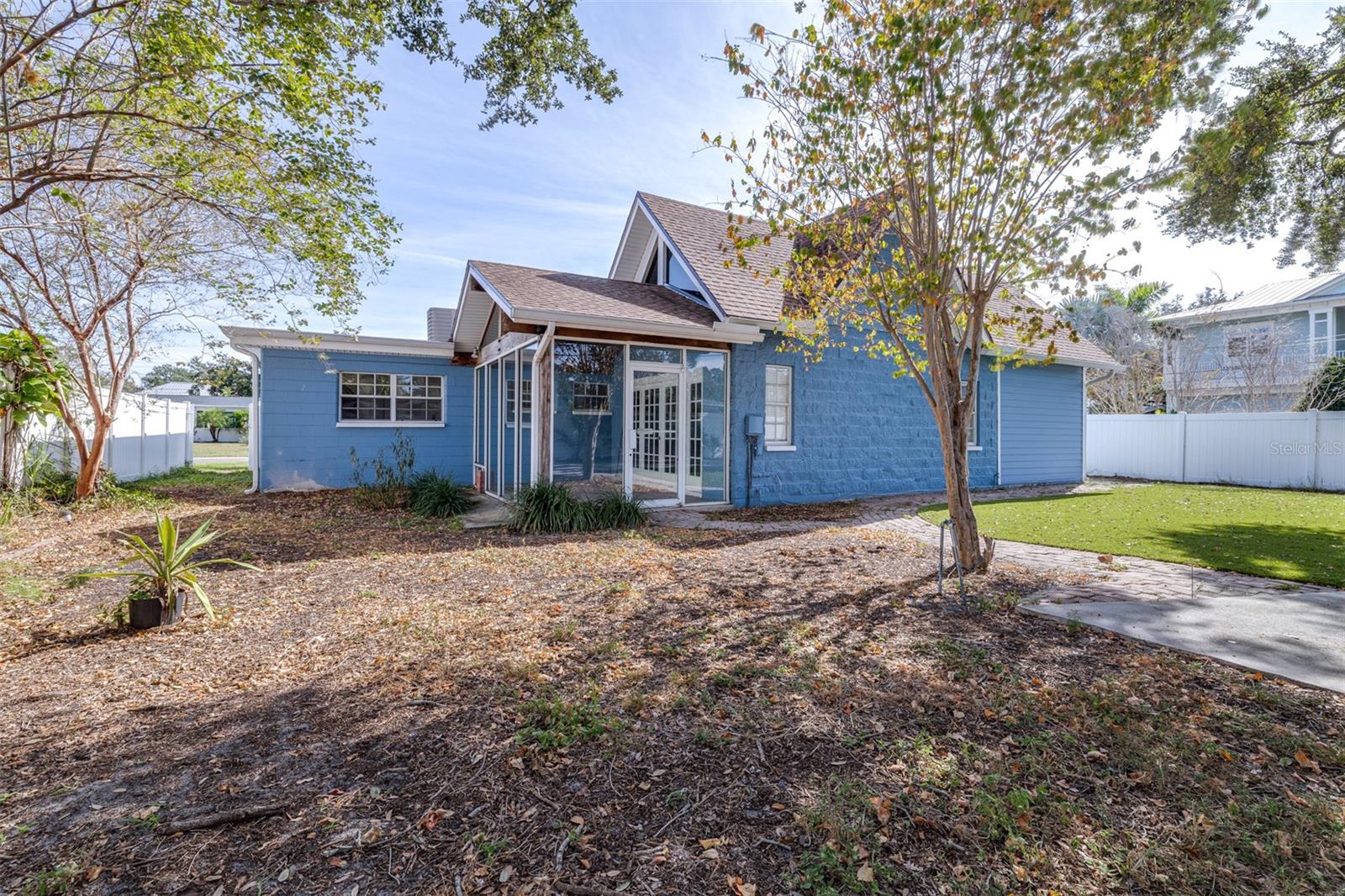 Image 36 of 44 For 3625 Omar Avenue