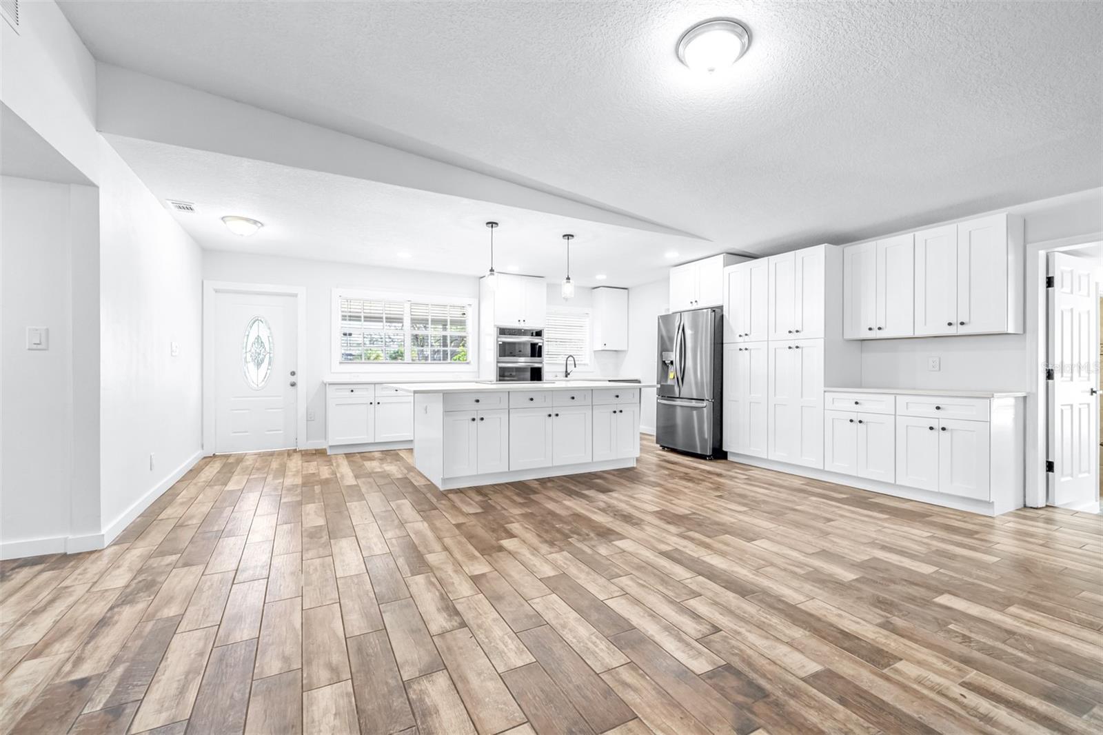 Image 5 of 44 For 3625 Omar Avenue