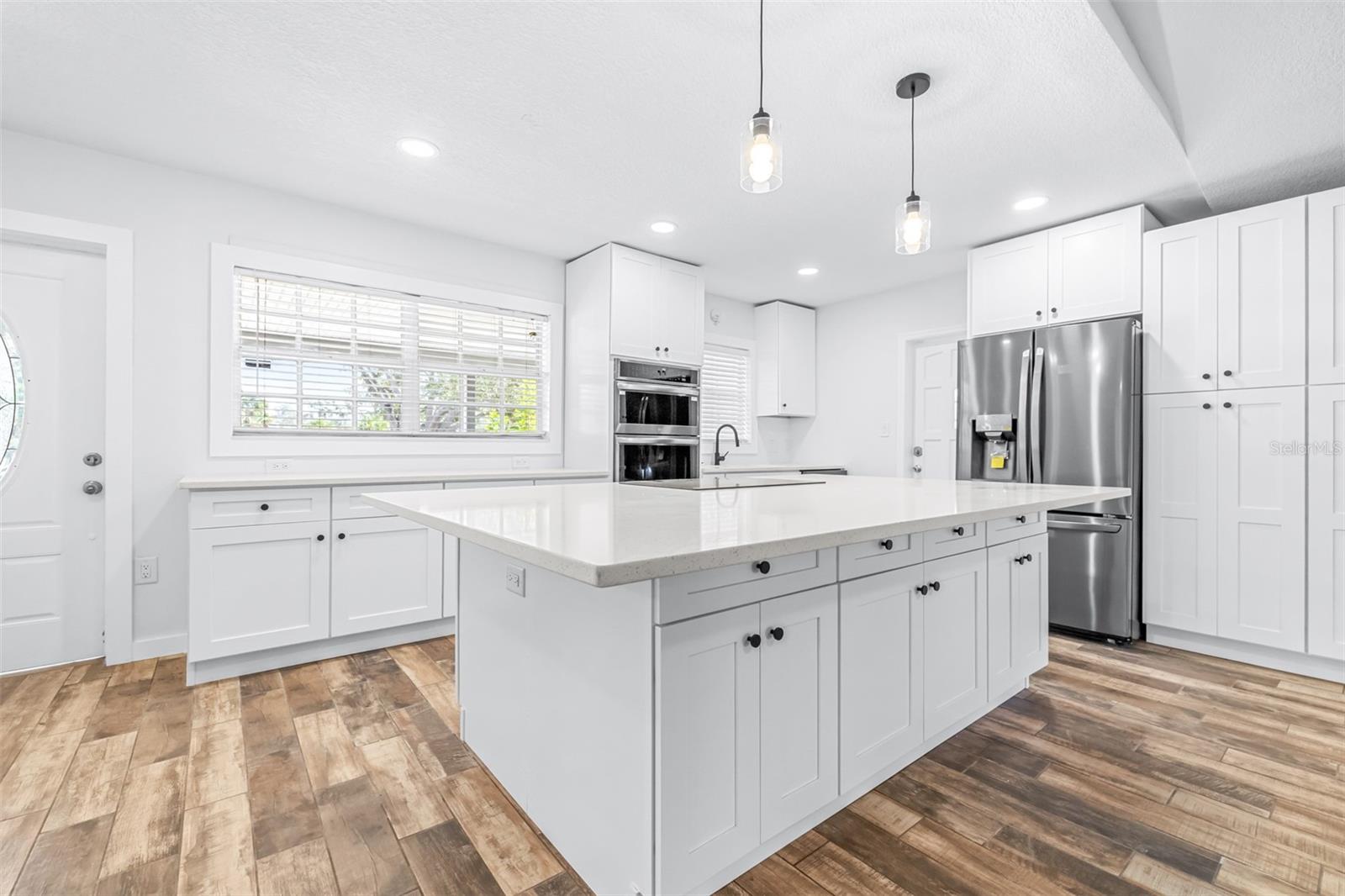 Image 7 of 44 For 3625 Omar Avenue