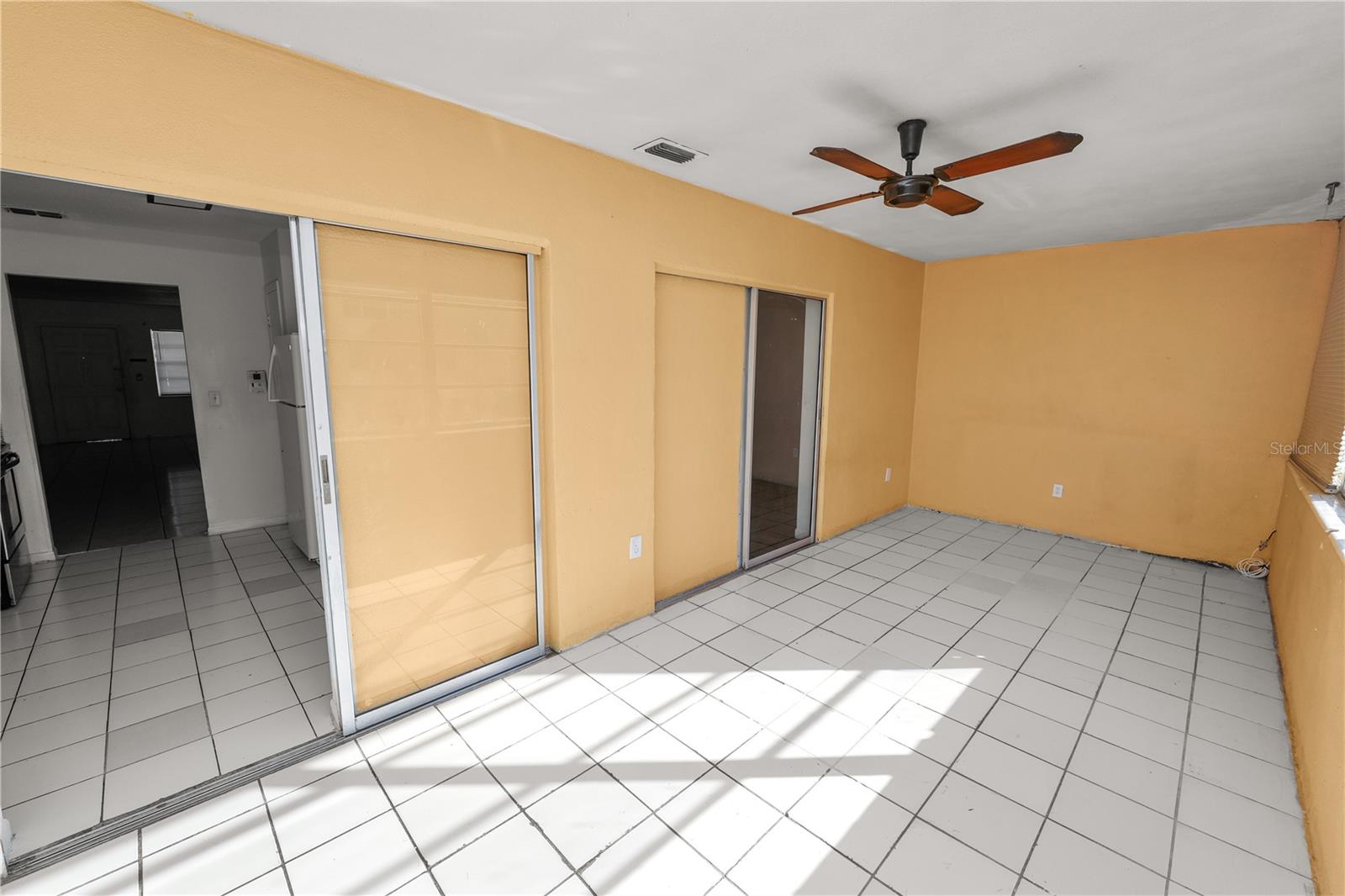 Image 15 of 31 For 5728 14th Avenue N 205b