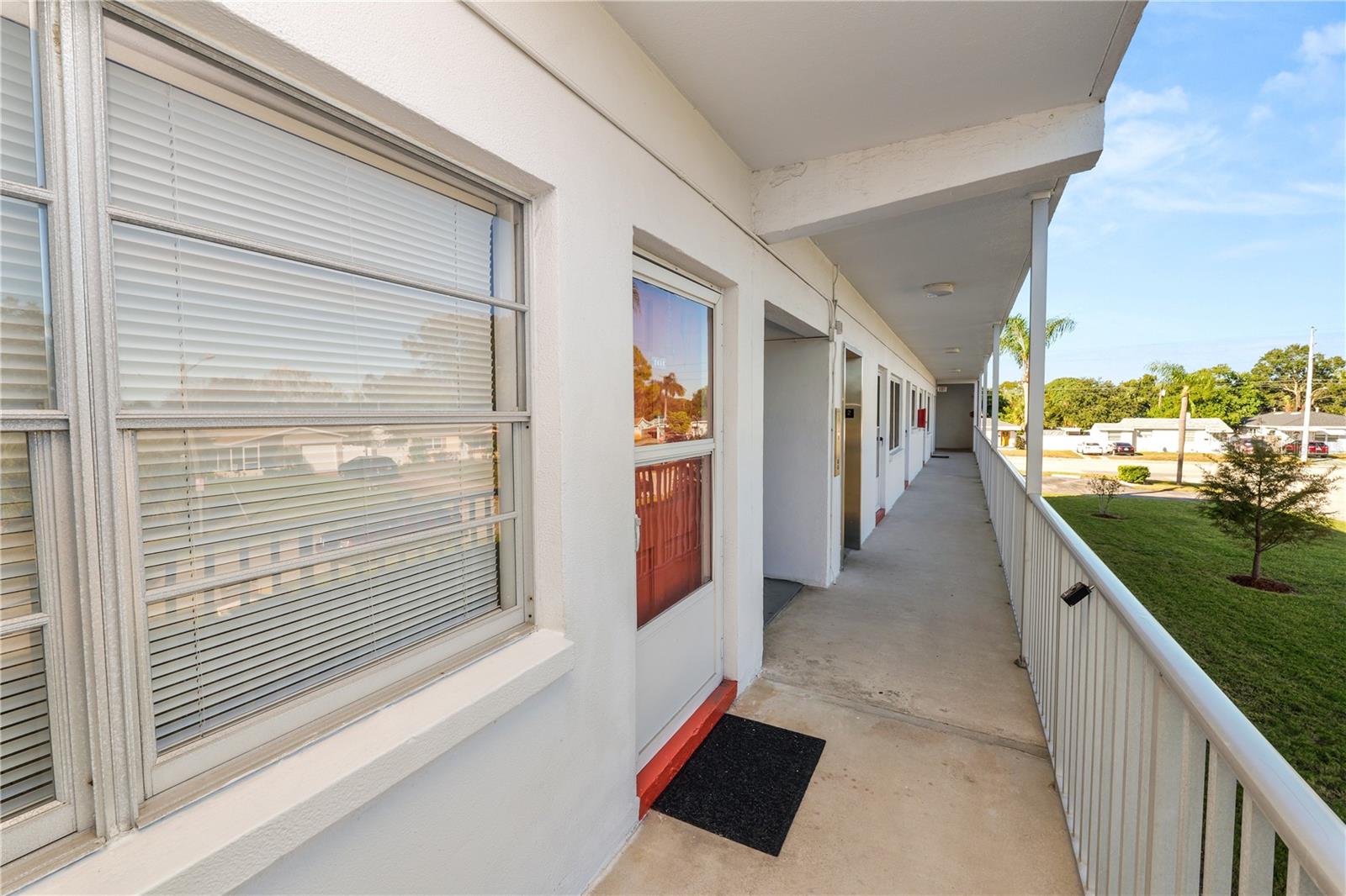 Image 4 of 31 For 5728 14th Avenue N 205b