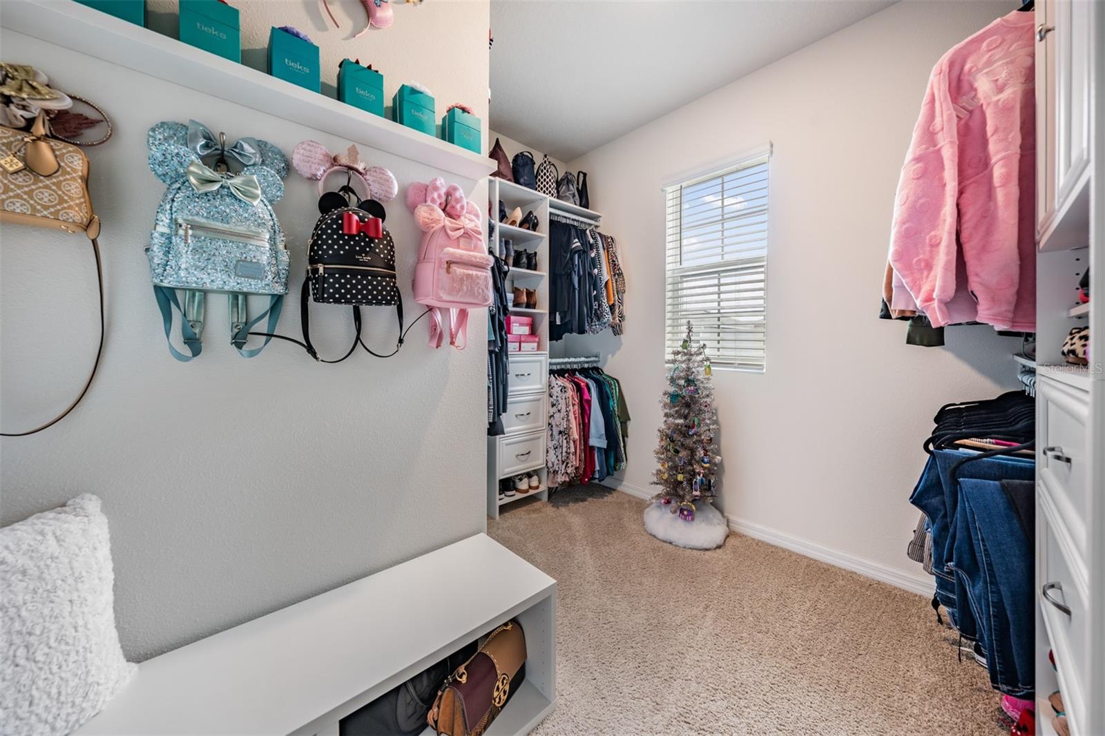 Image 22 of 52 For 11006 Penny Gale Loop