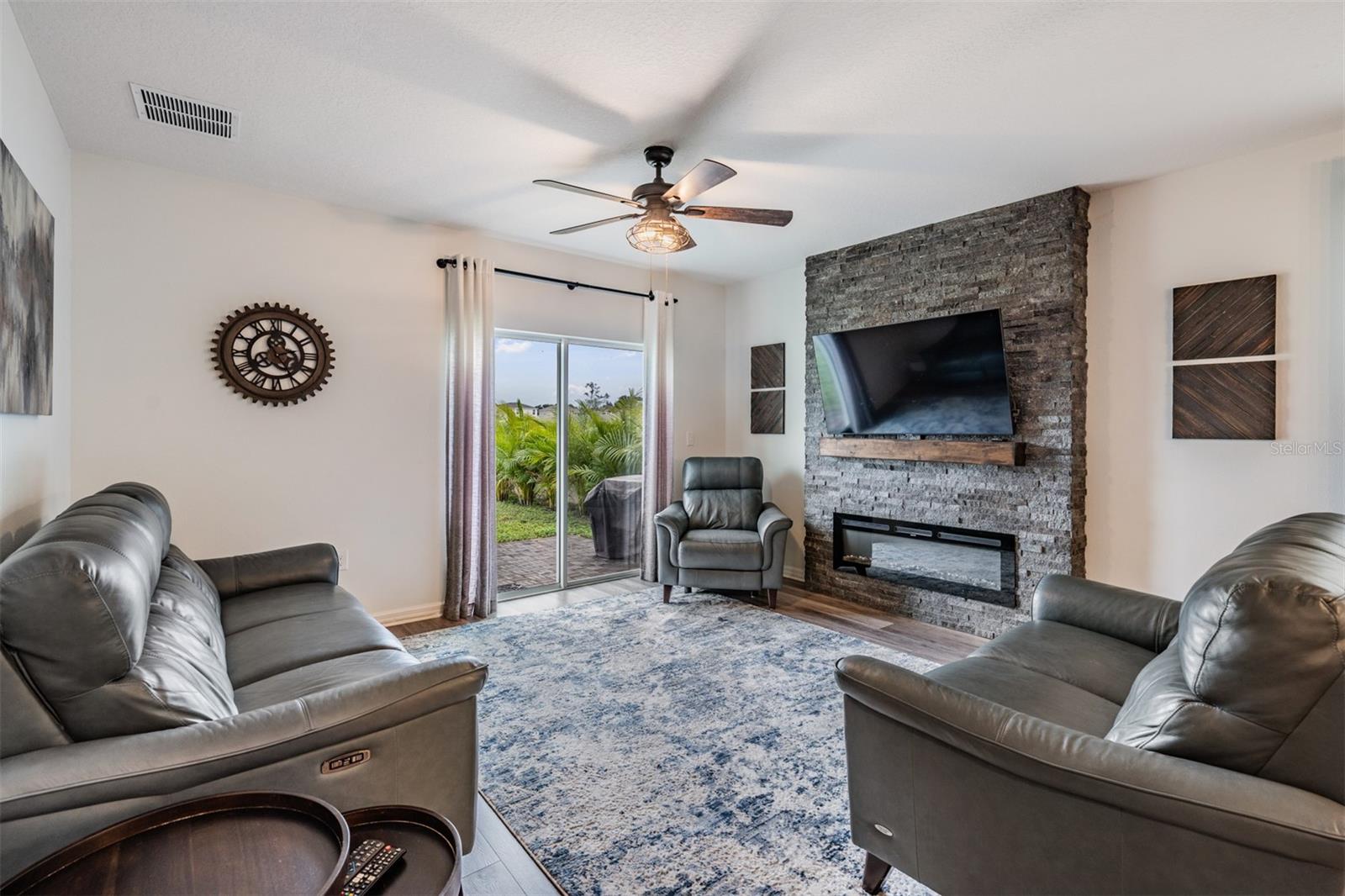 Image 6 of 52 For 11006 Penny Gale Loop