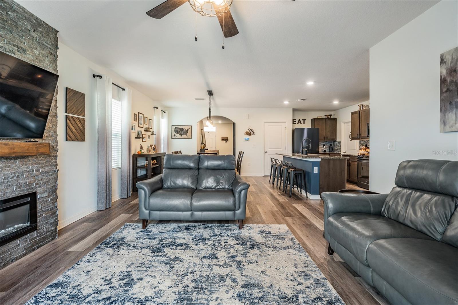 Image 9 of 52 For 11006 Penny Gale Loop