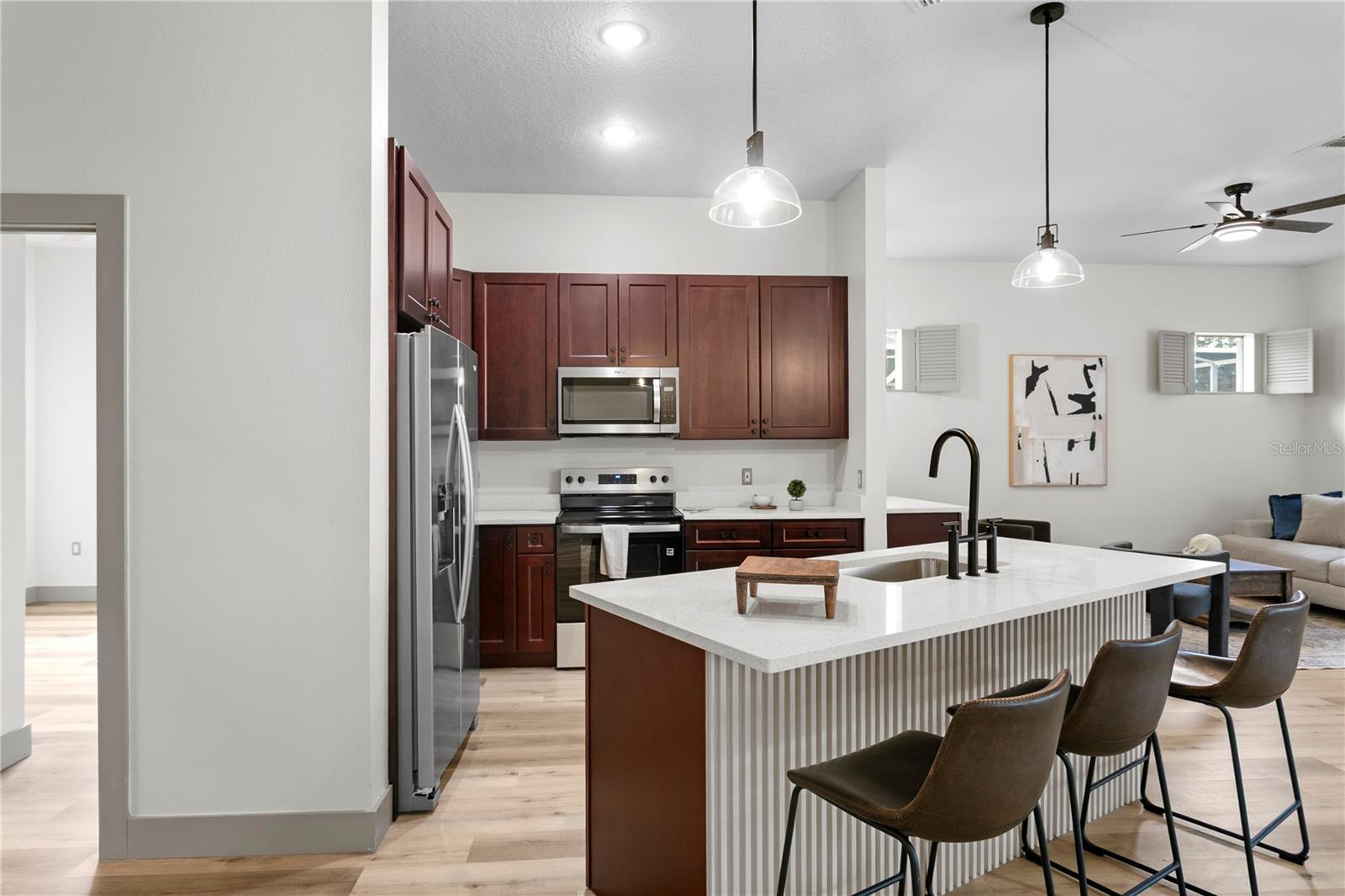 Image 13 of 51 For 1145 Riveredge Drive