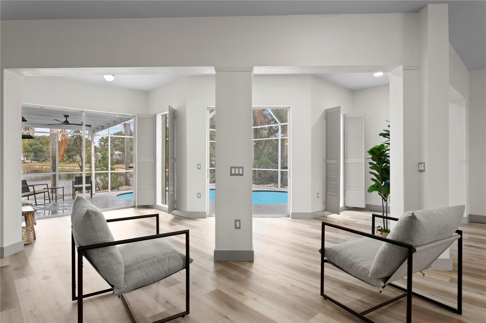 Image 22 of 51 For 1145 Riveredge Drive