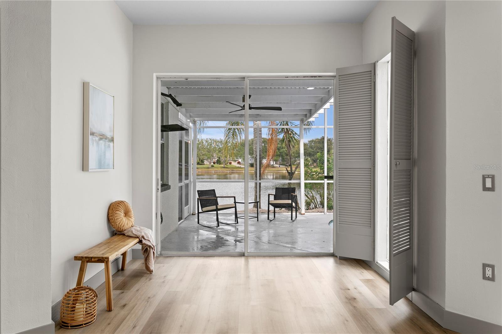 Image 23 of 51 For 1145 Riveredge Drive