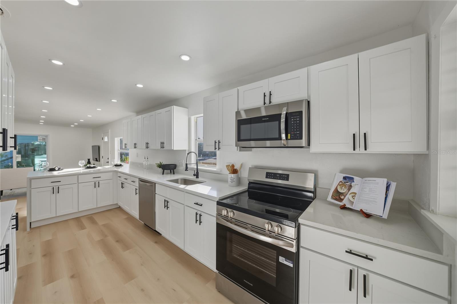 Image 16 of 49 For 542 64th Street S