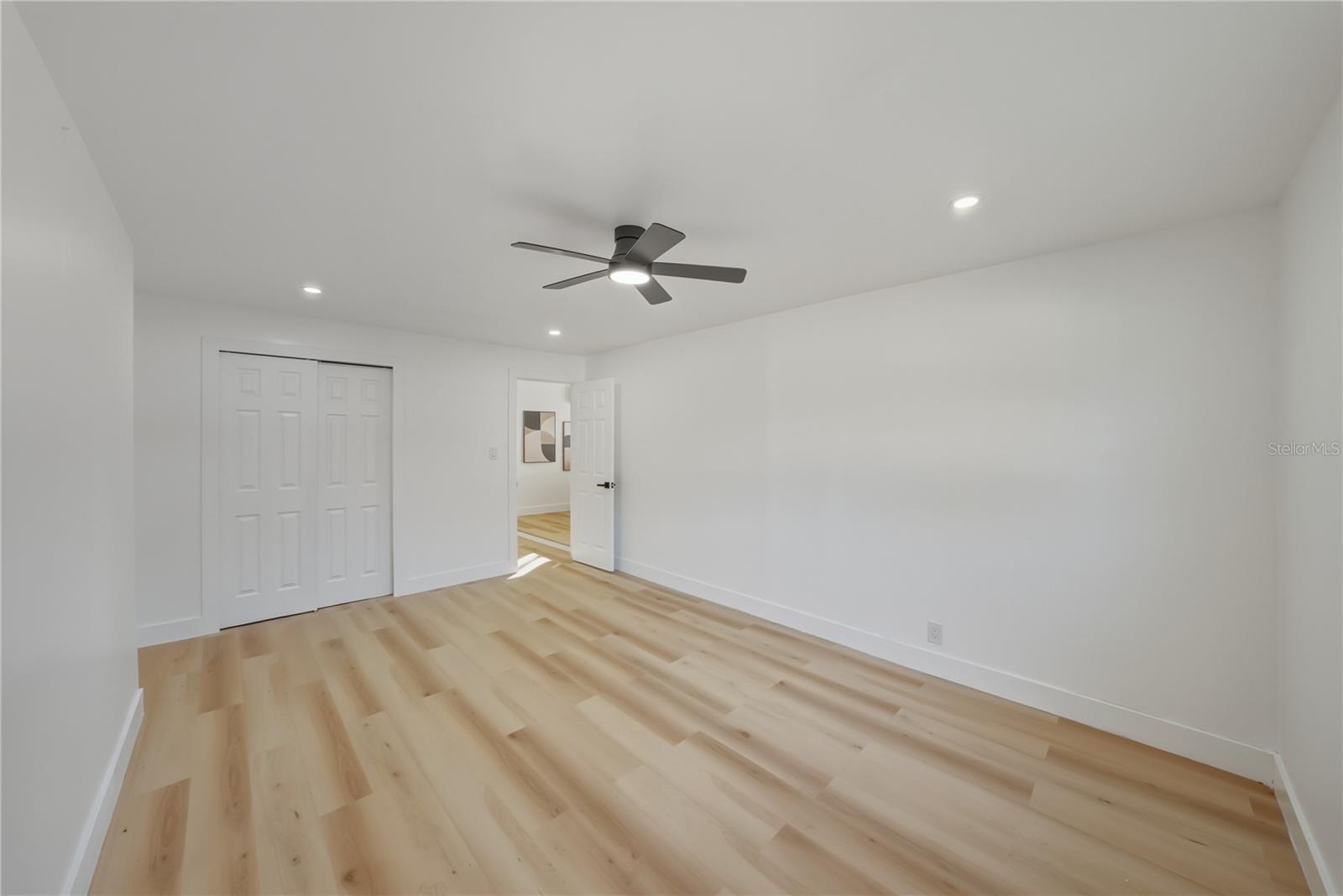 Image 25 of 49 For 542 64th Street S