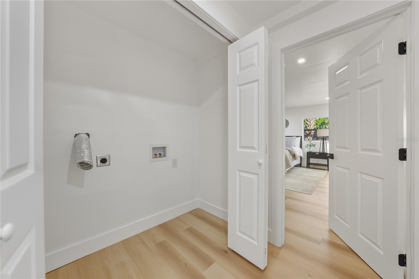 Image 27 of 49 For 542 64th Street S