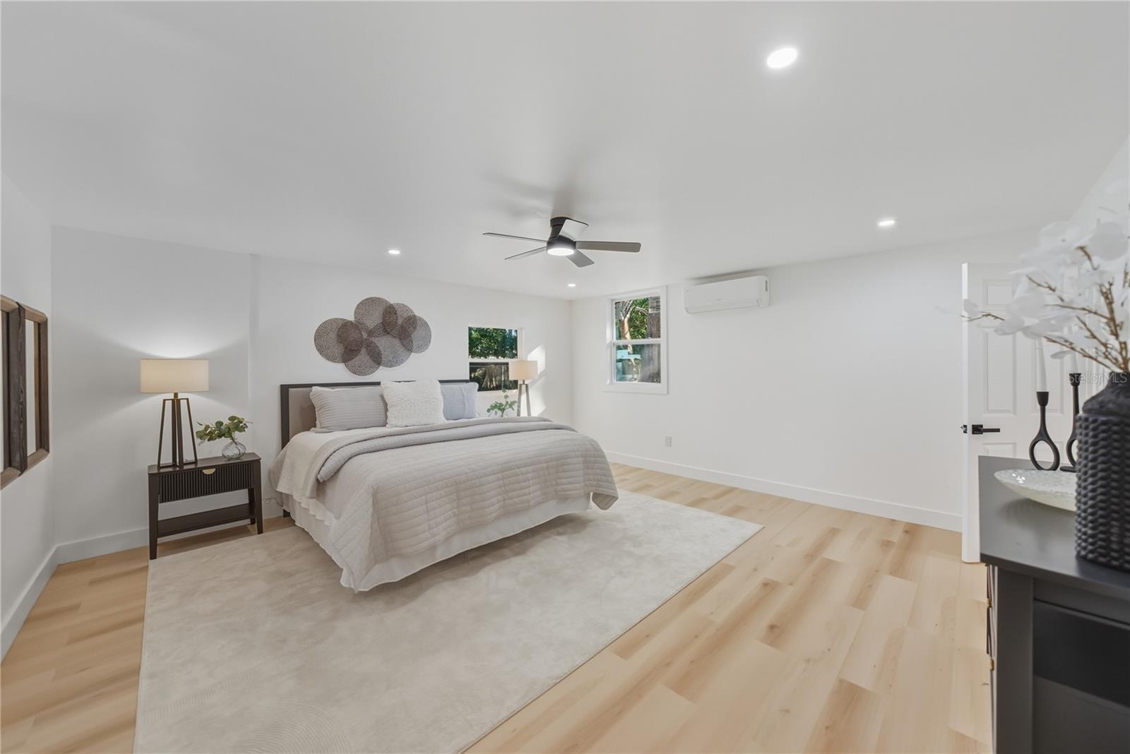 Image 31 of 49 For 542 64th Street S