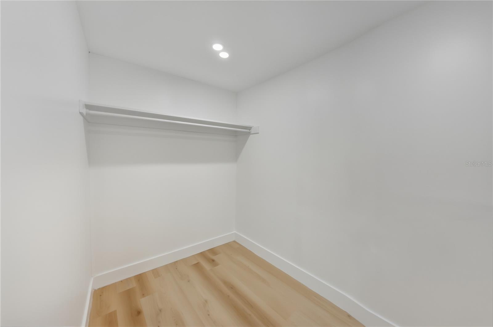 Image 35 of 49 For 542 64th Street S