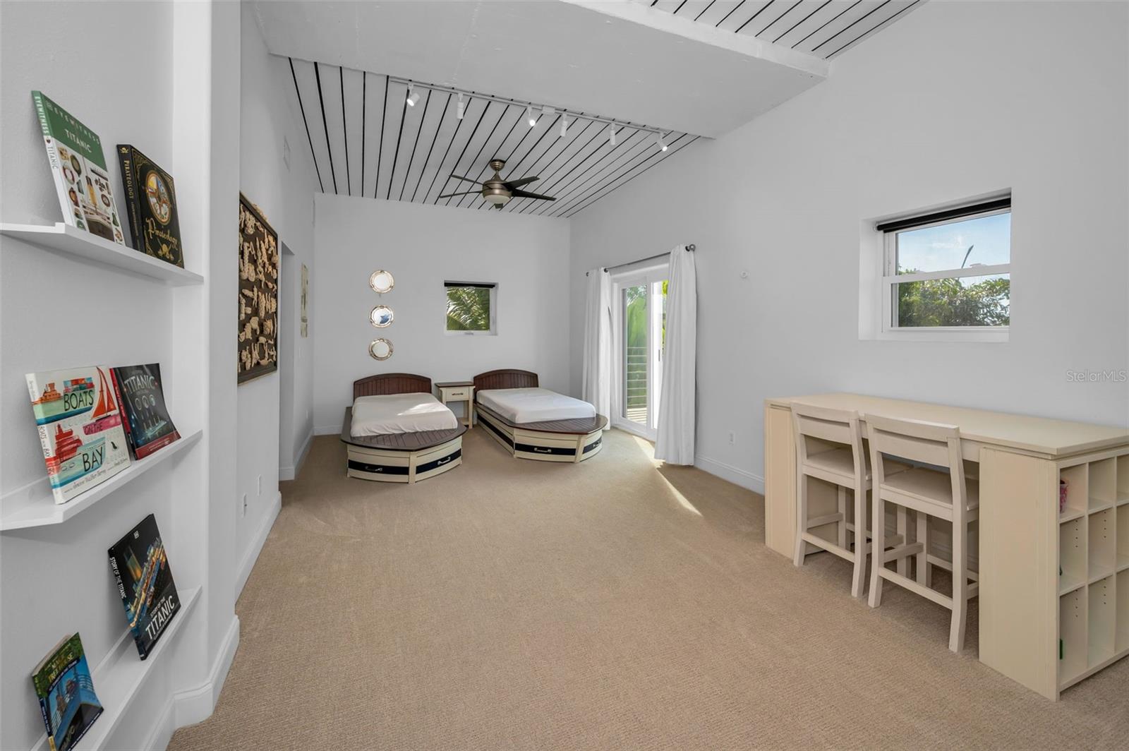 Image 34 of 52 For 10206 4th Street E