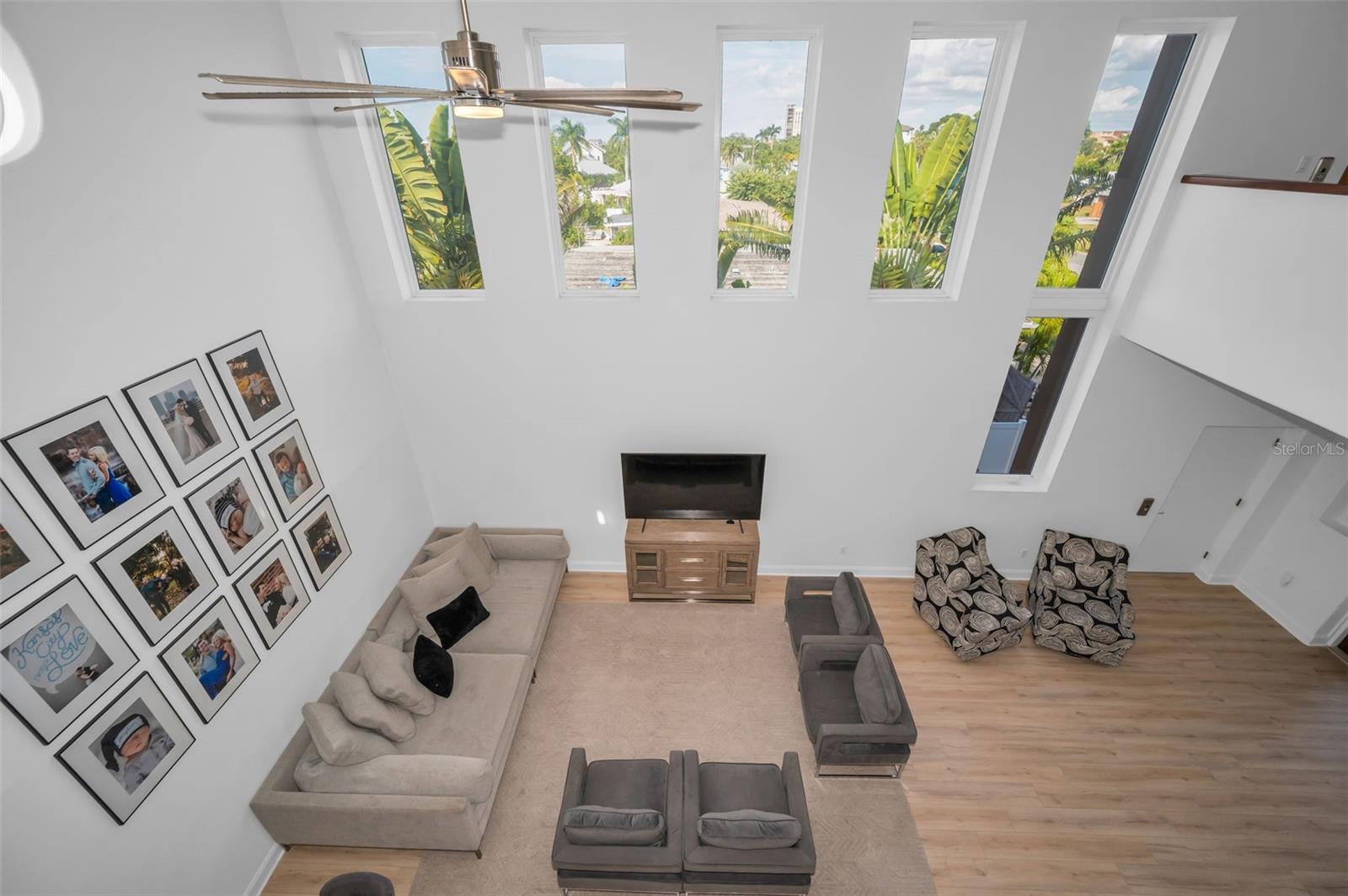 Image 38 of 52 For 10206 4th Street E