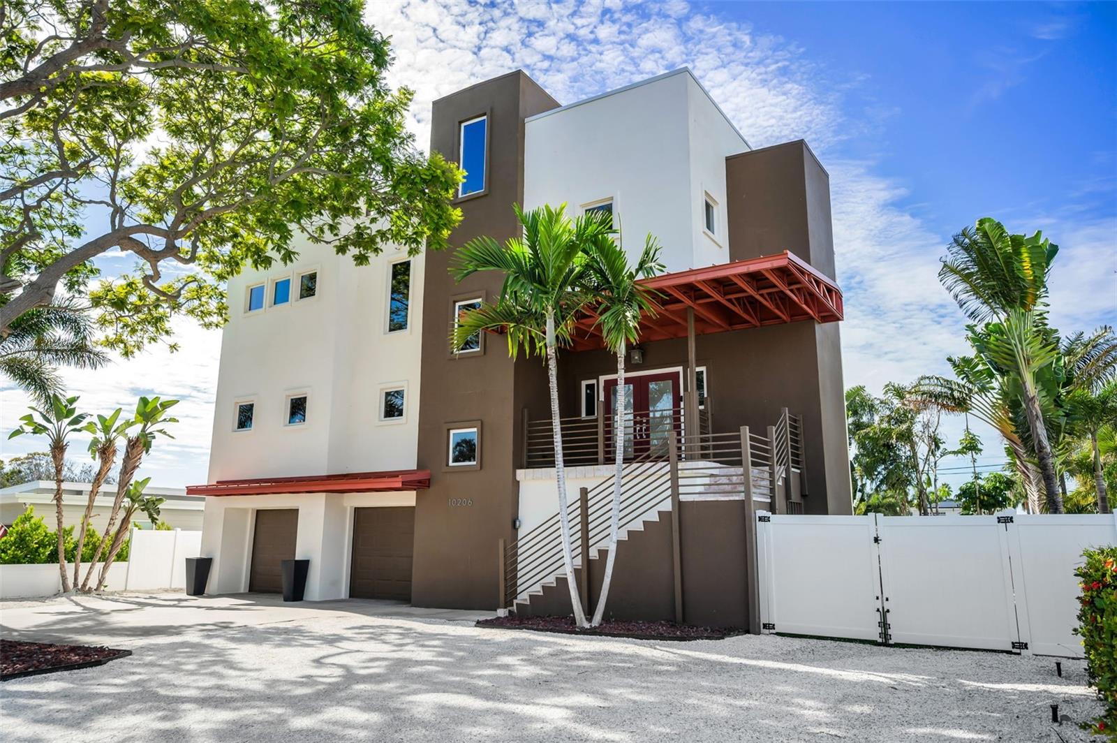 Image 4 of 52 For 10206 4th Street E