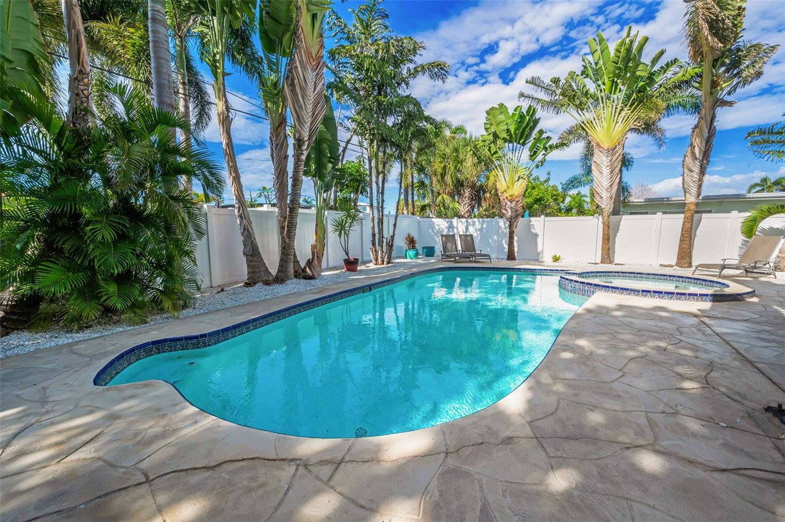 Image 44 of 52 For 10206 4th Street E