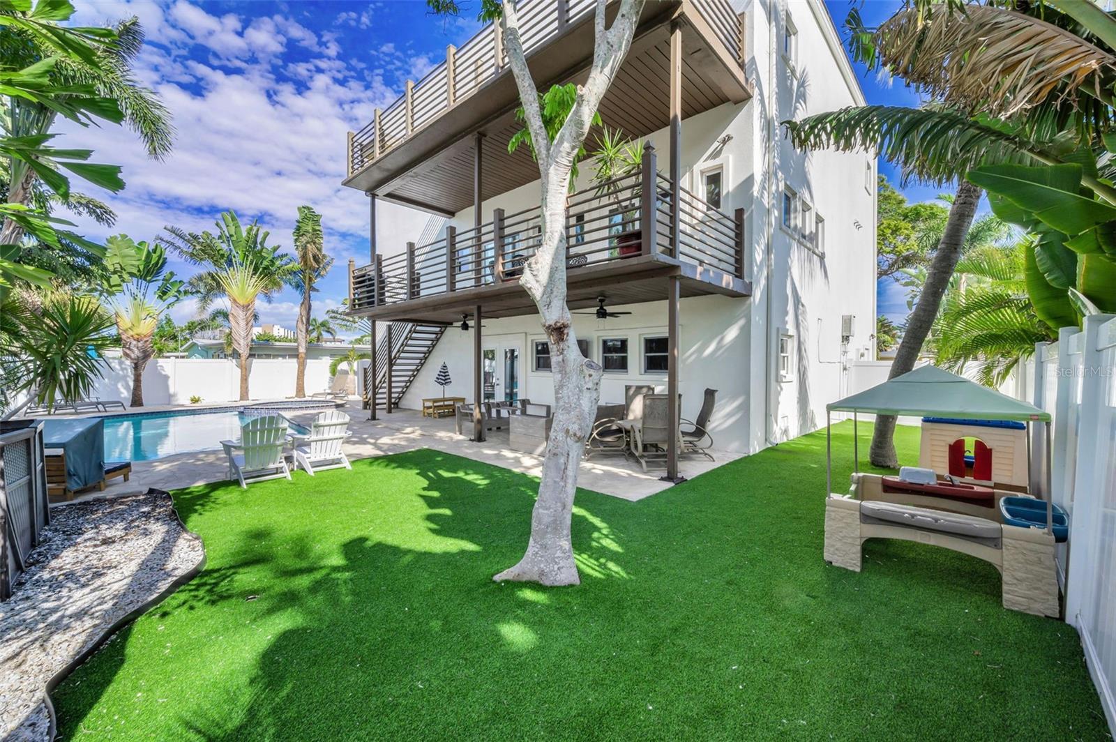 Image 49 of 52 For 10206 4th Street E