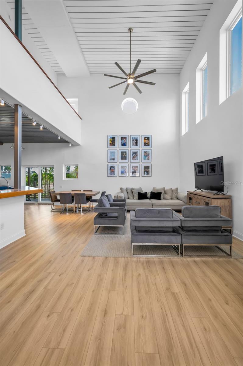 Image 9 of 52 For 10206 4th Street E