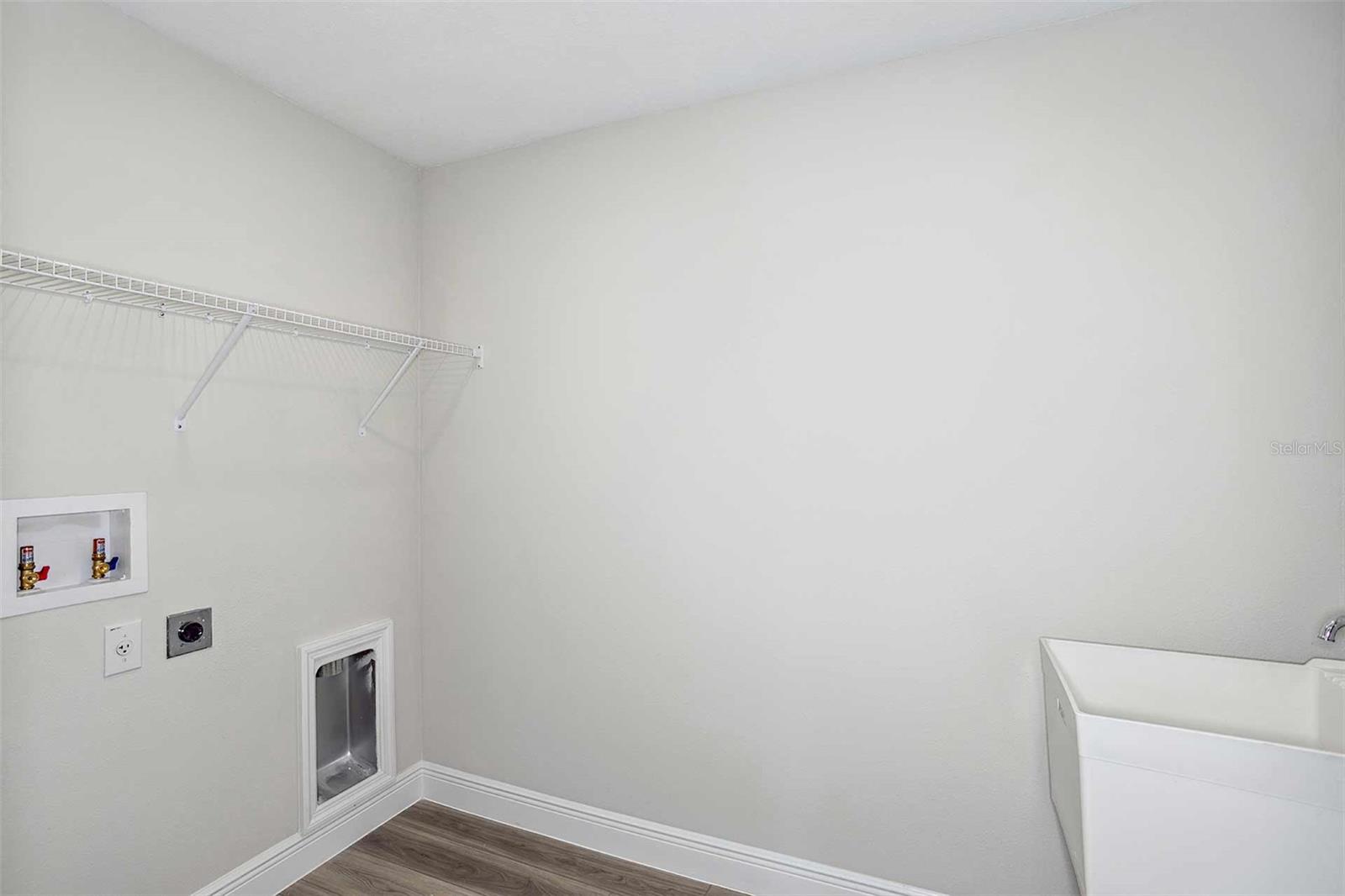 Image 22 of 22 For 9902 Surrey Rose Drive