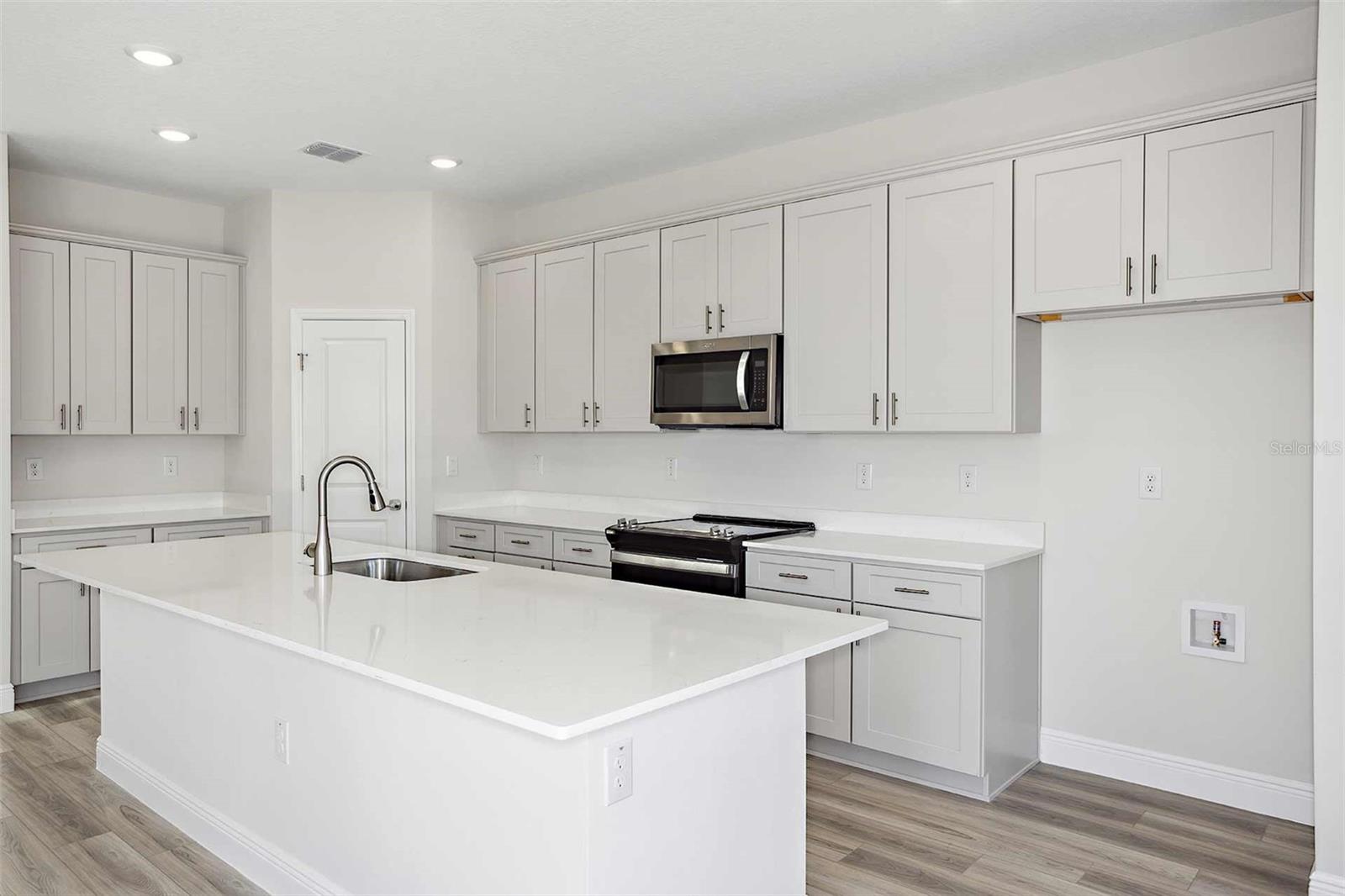 Image 3 of 22 For 9902 Surrey Rose Drive