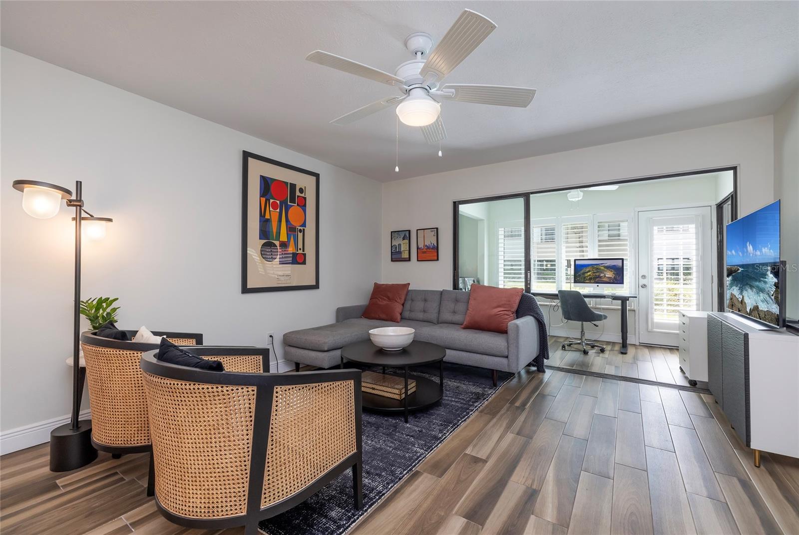 Image 10 of 32 For 1753 Belleair Forest Drive D3