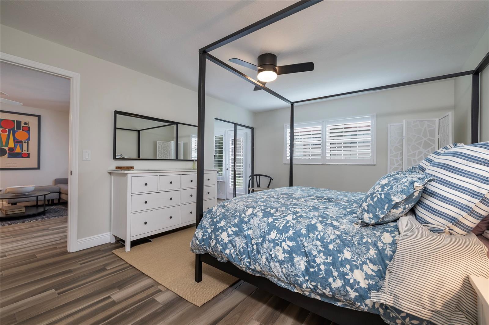 Image 14 of 32 For 1753 Belleair Forest Drive D3