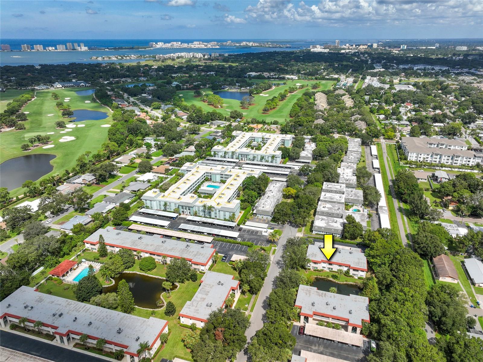 Image 2 of 32 For 1753 Belleair Forest Drive D3