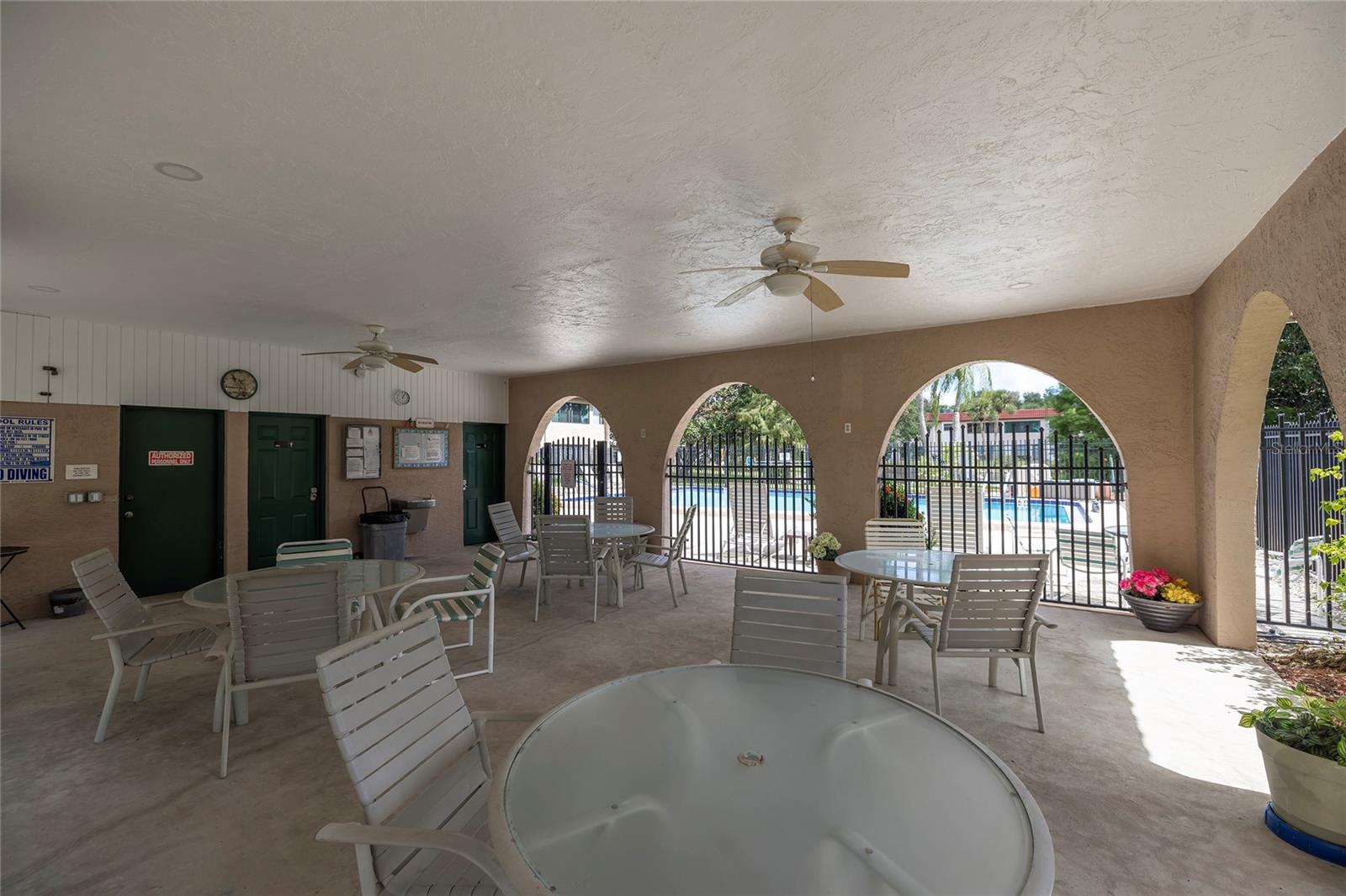 Image 28 of 32 For 1753 Belleair Forest Drive D3