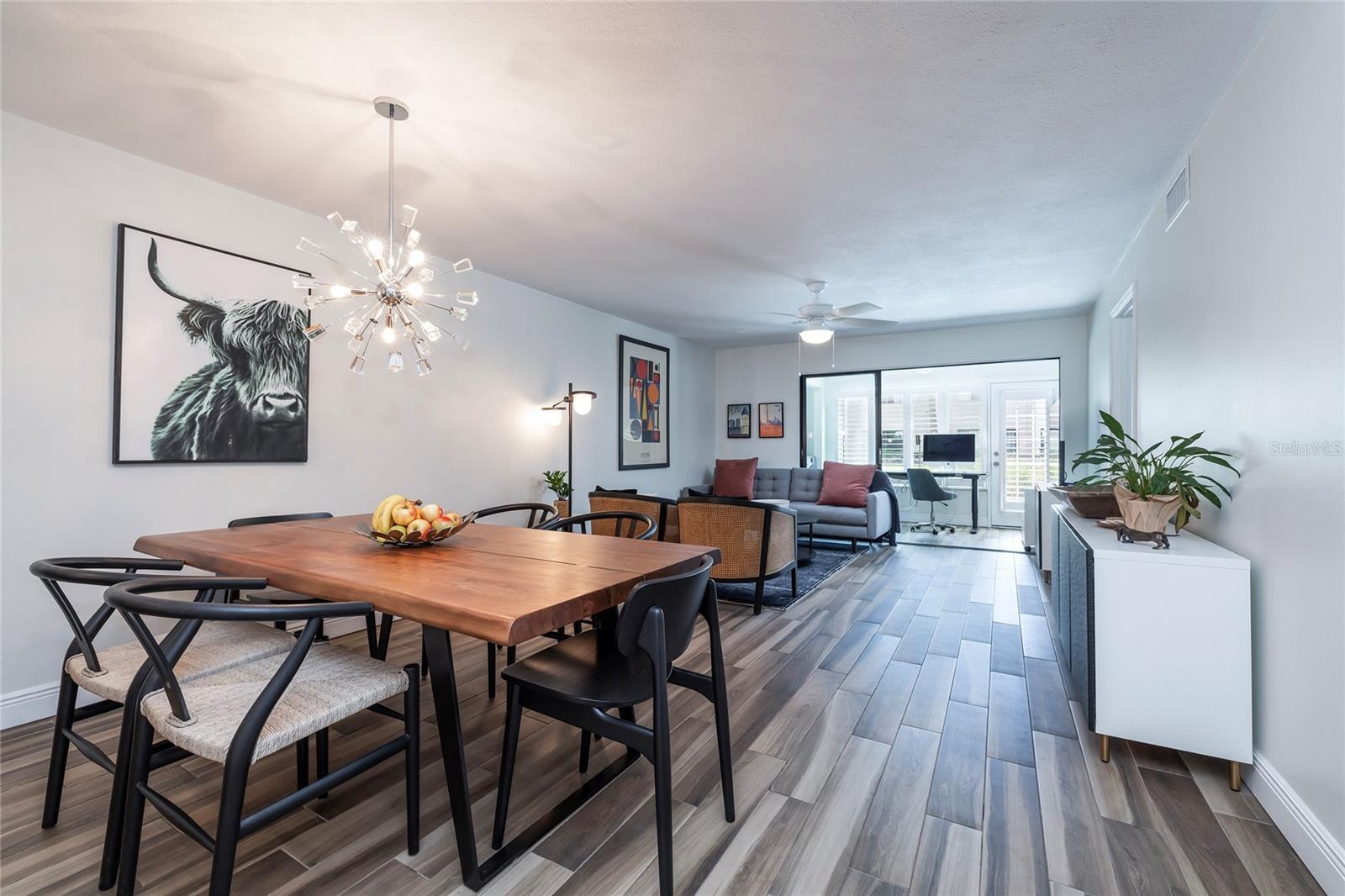 Image 8 of 32 For 1753 Belleair Forest Drive D3