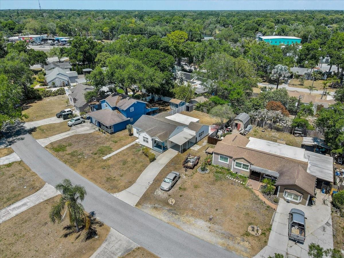 Image 45 of 48 For 911 Candlewood Avenue